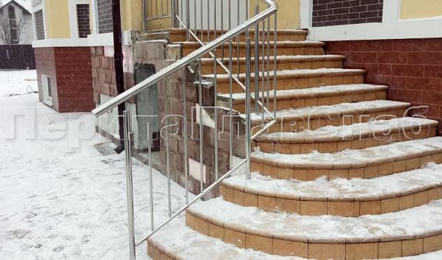 Входные группы в Екатеринбурге. Готовые проекты ПерилаГлавСнаб