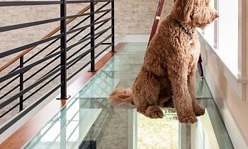 Стеклянный пол на площадке в частном доме в Екатеринбурге. Готовые проекты ПерилаГлавСнаб