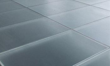 Стеклянный пол в квартиру с матовым стеклом в Екатеринбурге. Готовые проекты ПерилаГлавСнаб