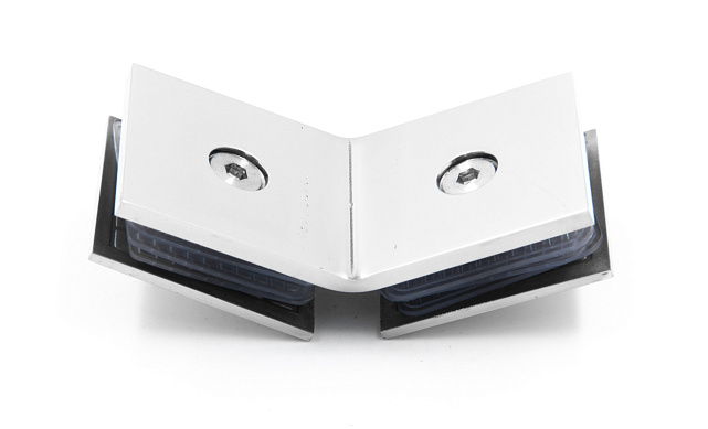 Коннектор для душевой кабины стекло-стекло 135° 45х45 мм латунь-хром t736 PC 3 Коннектор для душевой кабины стекло-стекло 135° 45х45 мм латунь-хром t736 PC 3