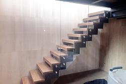 Перила на второй этаж в Екатеринбурге. Готовые проекты ПерилаГлавСнаб - фото 15