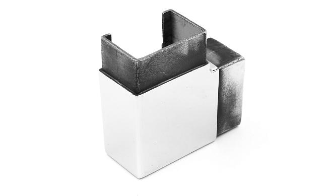 Отвод для поручня с пазом 40х60 мм, полированный (AISI 304) k542 7