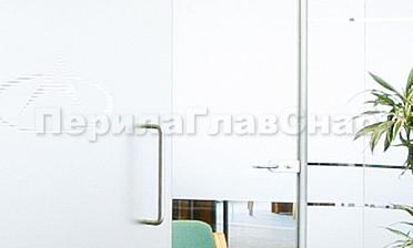 Перегородки из стекла в интерьере офиса купить в Екатеринбурге