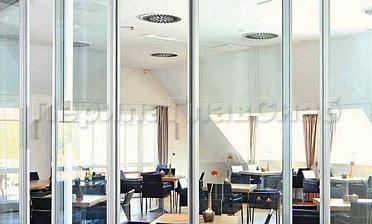 Стеклянные перегородки для зоны отдыха в офисе купить в Екатеринбурге